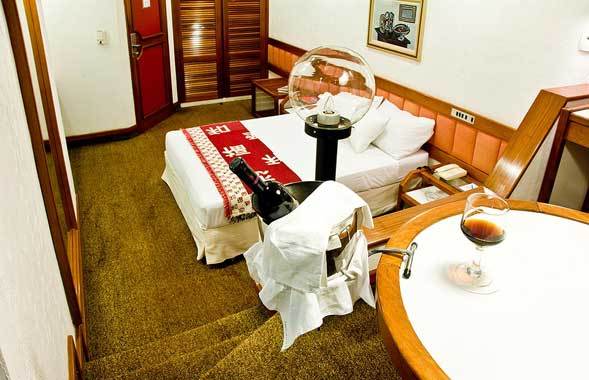 Lord Manaus Hotel Buitenkant foto