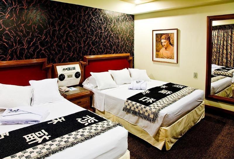 Lord Manaus Hotel Buitenkant foto