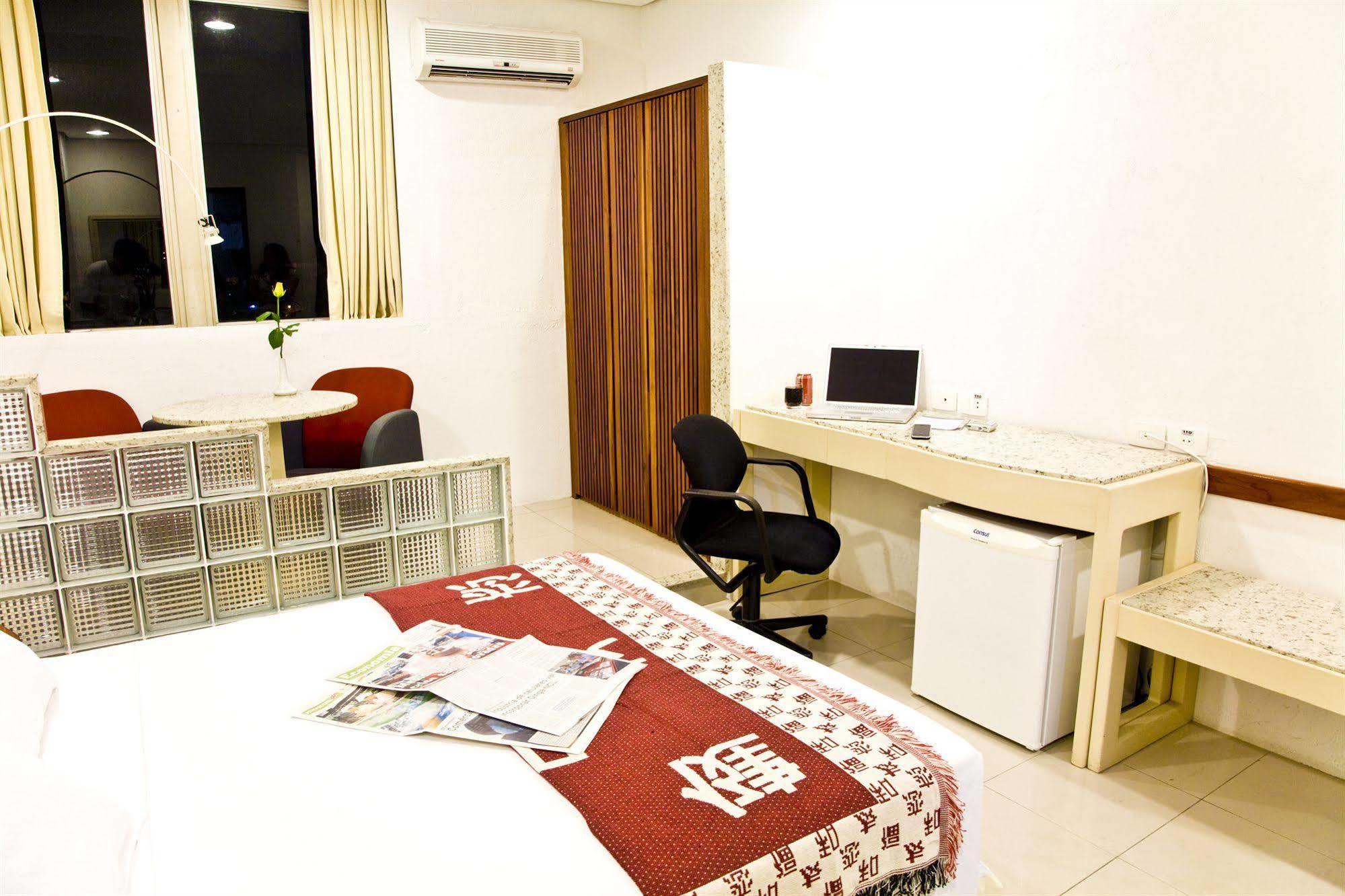 Lord Manaus Hotel Buitenkant foto