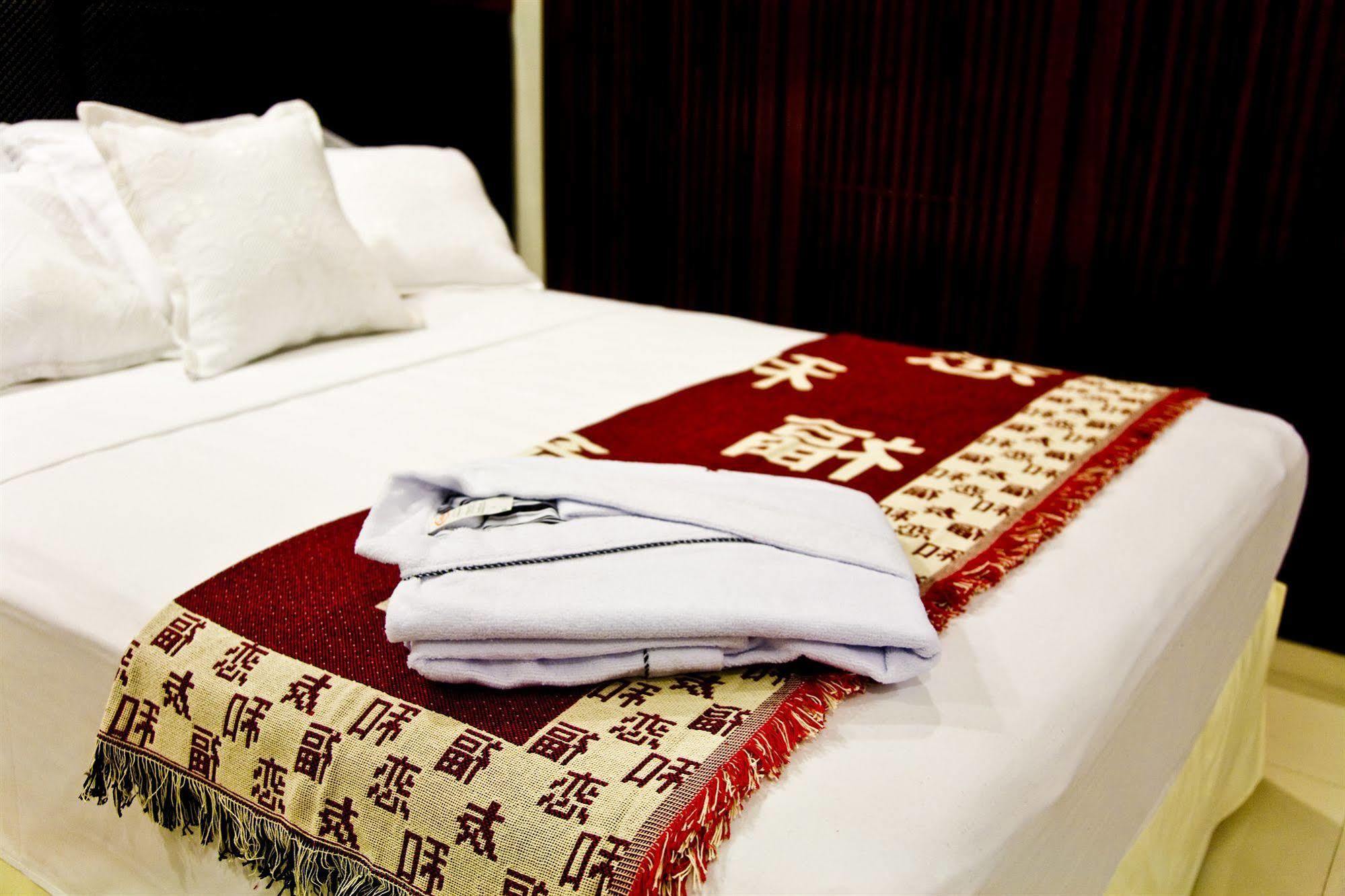 Lord Manaus Hotel Buitenkant foto